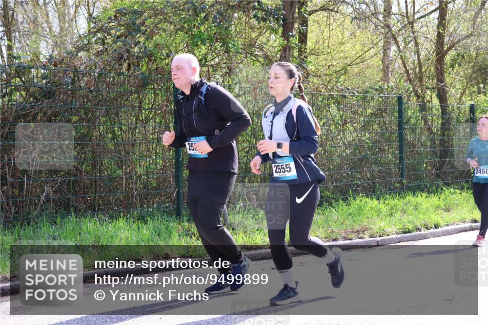 12.04.2026 - 45. Internationalen Wilhelmsburger Insellauf Yannick Fuchs http://msf.ph/oto/9499899 12.04.2026 11:08:20 Laufen 252, 2555, 2450 meine-sportfotos.de
