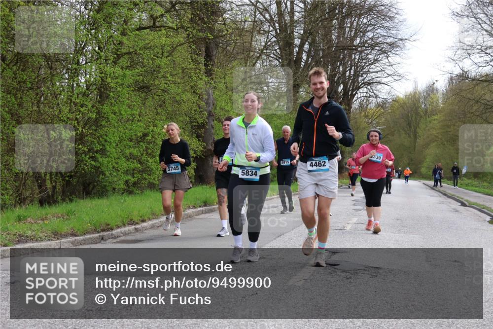 12.04.2026 - 45. Internationalen Wilhelmsburger Insellauf Yannick Fuchs http://msf.ph/oto/9499900 12.04.2026 13:16:03 Laufen 5745, 5834, 5815, 4462, 2339 meine-sportfotos.de
