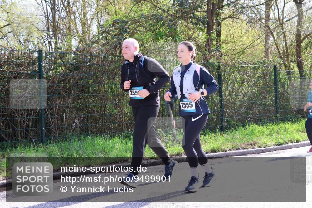 12.04.2026 - 45. Internationalen Wilhelmsburger Insellauf Yannick Fuchs http://msf.ph/oto/9499901 12.04.2026 11:08:20 Laufen 255, 2555, 24 meine-sportfotos.de