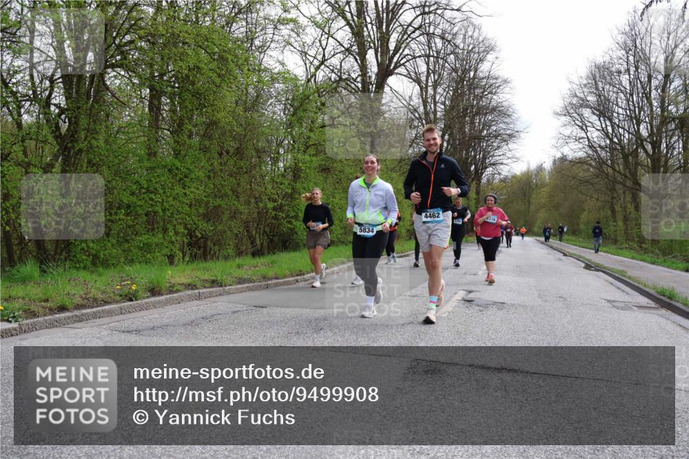 12.04.2026 - 45. Internationalen Wilhelmsburger Insellauf Yannick Fuchs http://msf.ph/oto/9499908 12.04.2026 13:16:03 Laufen 5834, 4462 meine-sportfotos.de