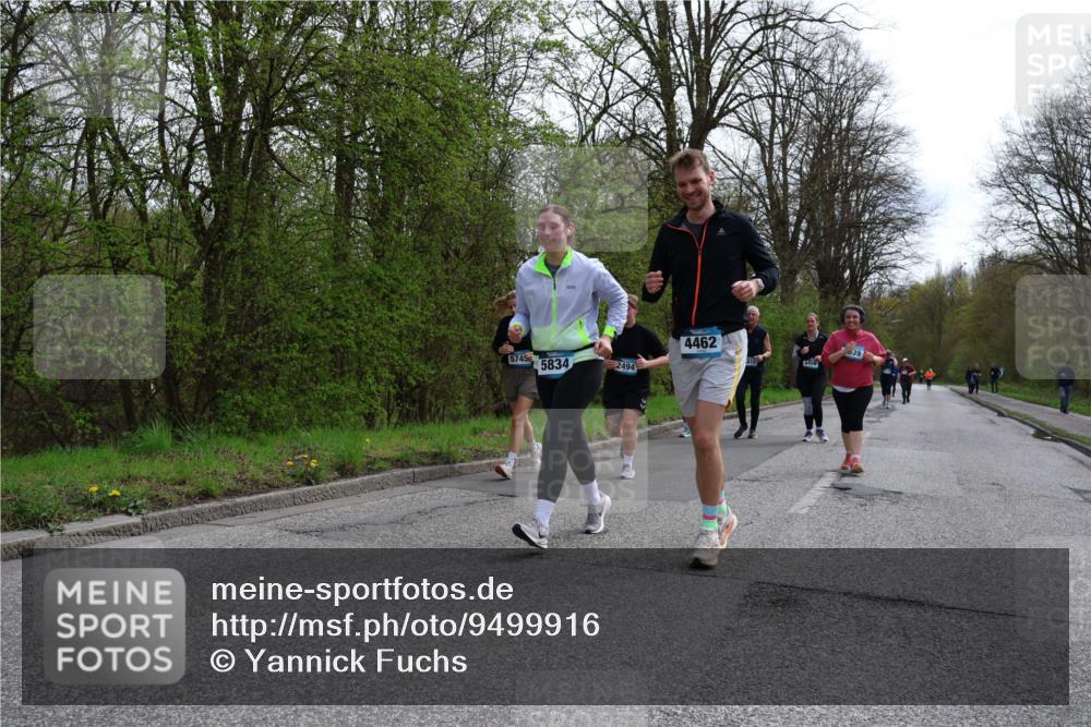 12.04.2026 - 45. Internationalen Wilhelmsburger Insellauf Yannick Fuchs http://msf.ph/oto/9499916 12.04.2026 13:16:04 Laufen 5745, 5834, 2494, 4462, 4456 meine-sportfotos.de