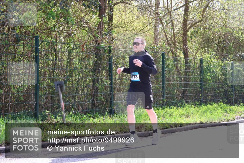 12.04.2026 - 45. Internationalen Wilhelmsburger Insellauf Yannick Fuchs http://msf.ph/oto/9499926 12.04.2026 11:08:23 Laufen 3273 meine-sportfotos.de