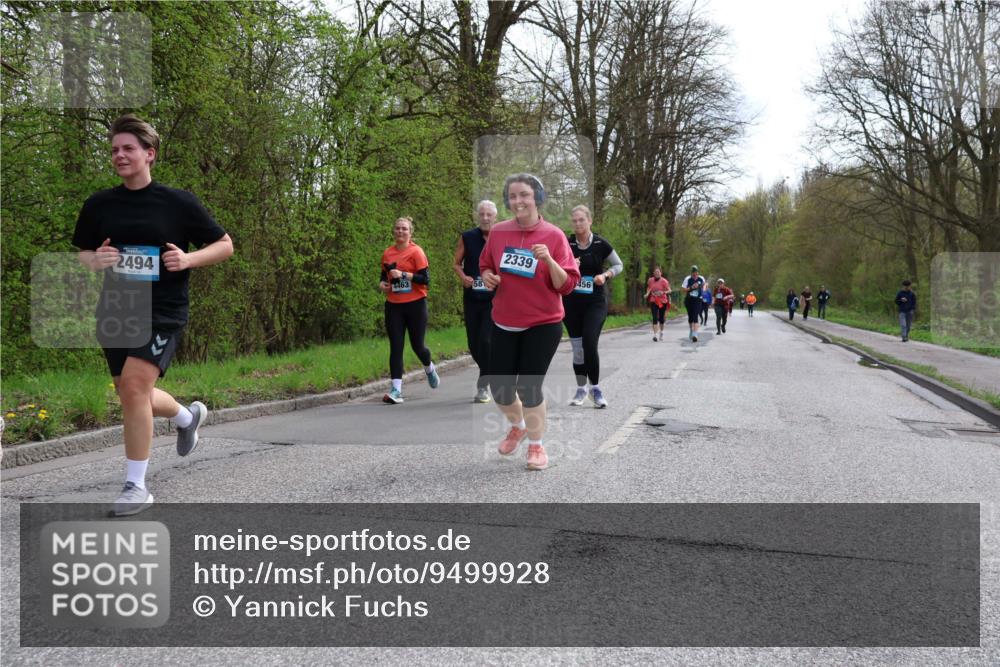 12.04.2026 - 45. Internationalen Wilhelmsburger Insellauf Yannick Fuchs http://msf.ph/oto/9499928 12.04.2026 13:16:06 Laufen 2494, 4463, 2339, 456 meine-sportfotos.de