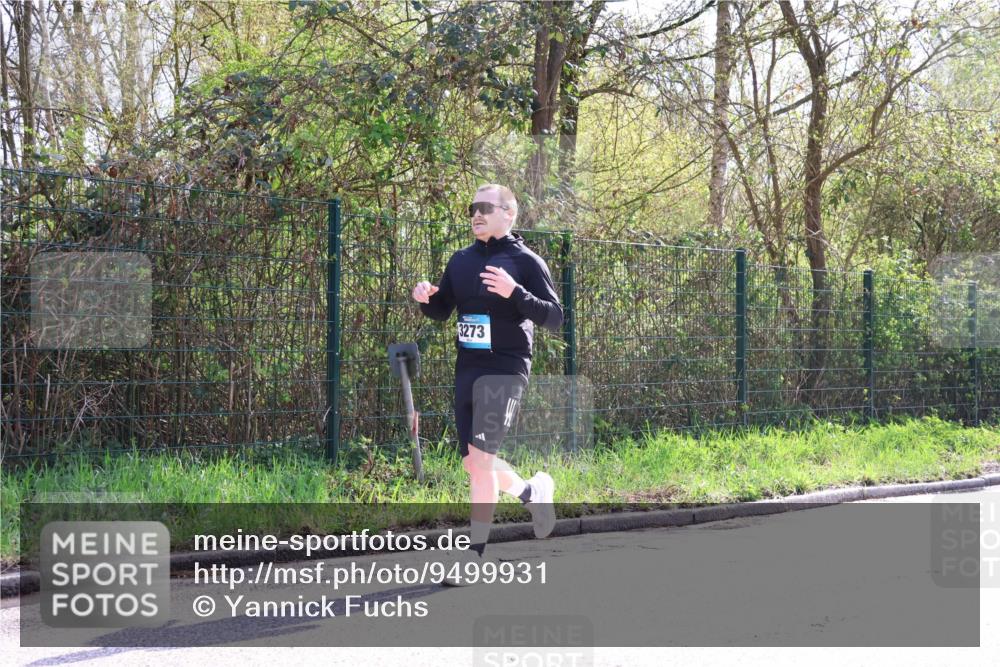 12.04.2026 - 45. Internationalen Wilhelmsburger Insellauf Yannick Fuchs http://msf.ph/oto/9499931 12.04.2026 11:08:23 Laufen 3273 meine-sportfotos.de