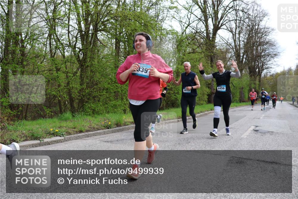 12.04.2026 - 45. Internationalen Wilhelmsburger Insellauf Yannick Fuchs http://msf.ph/oto/9499939 12.04.2026 13:16:07 Laufen 339, 5815, 4456 meine-sportfotos.de