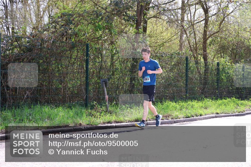 12.04.2026 - 45. Internationalen Wilhelmsburger Insellauf Yannick Fuchs http://msf.ph/oto/9500005 12.04.2026 11:08:40 Laufen 5583 meine-sportfotos.de