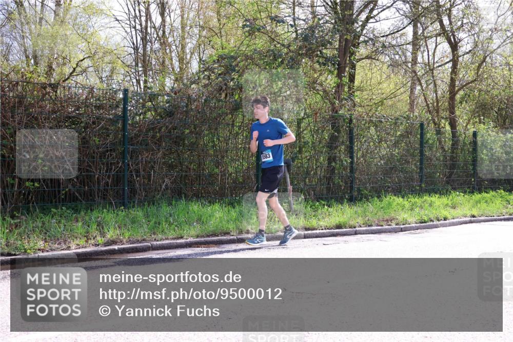 12.04.2026 - 45. Internationalen Wilhelmsburger Insellauf Yannick Fuchs http://msf.ph/oto/9500012 12.04.2026 11:08:41 Laufen 5583 meine-sportfotos.de