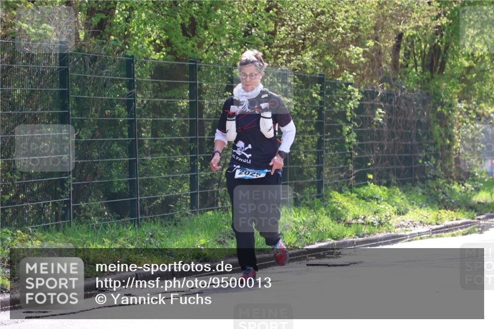 12.04.2026 - 45. Internationalen Wilhelmsburger Insellauf Yannick Fuchs http://msf.ph/oto/9500013 12.04.2026 11:09:17 Laufen 2025 meine-sportfotos.de