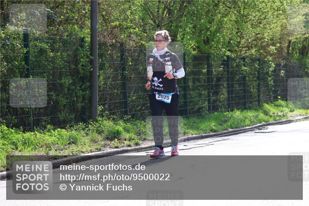 12.04.2026 - 45. Internationalen Wilhelmsburger Insellauf Yannick Fuchs http://msf.ph/oto/9500022 12.04.2026 11:09:19 Laufen 2025 meine-sportfotos.de
