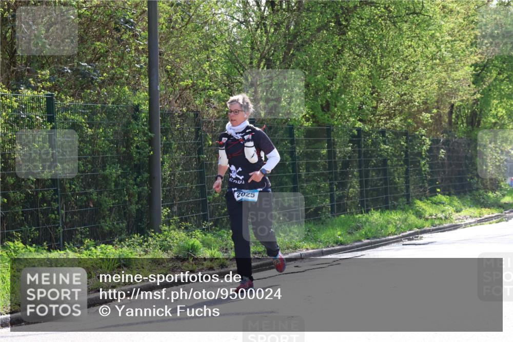 12.04.2026 - 45. Internationalen Wilhelmsburger Insellauf Yannick Fuchs http://msf.ph/oto/9500024 12.04.2026 11:09:19 Laufen 57, 14, 2025 meine-sportfotos.de