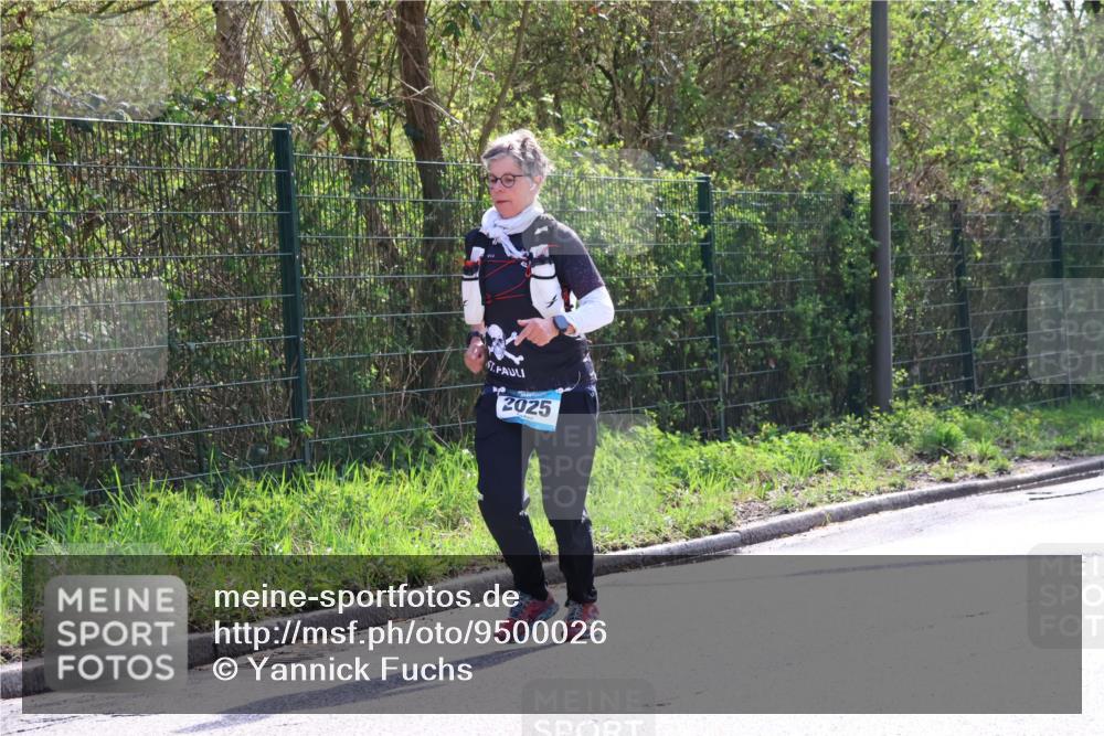 12.04.2026 - 45. Internationalen Wilhelmsburger Insellauf Yannick Fuchs http://msf.ph/oto/9500026 12.04.2026 11:09:21 Laufen 2025 meine-sportfotos.de