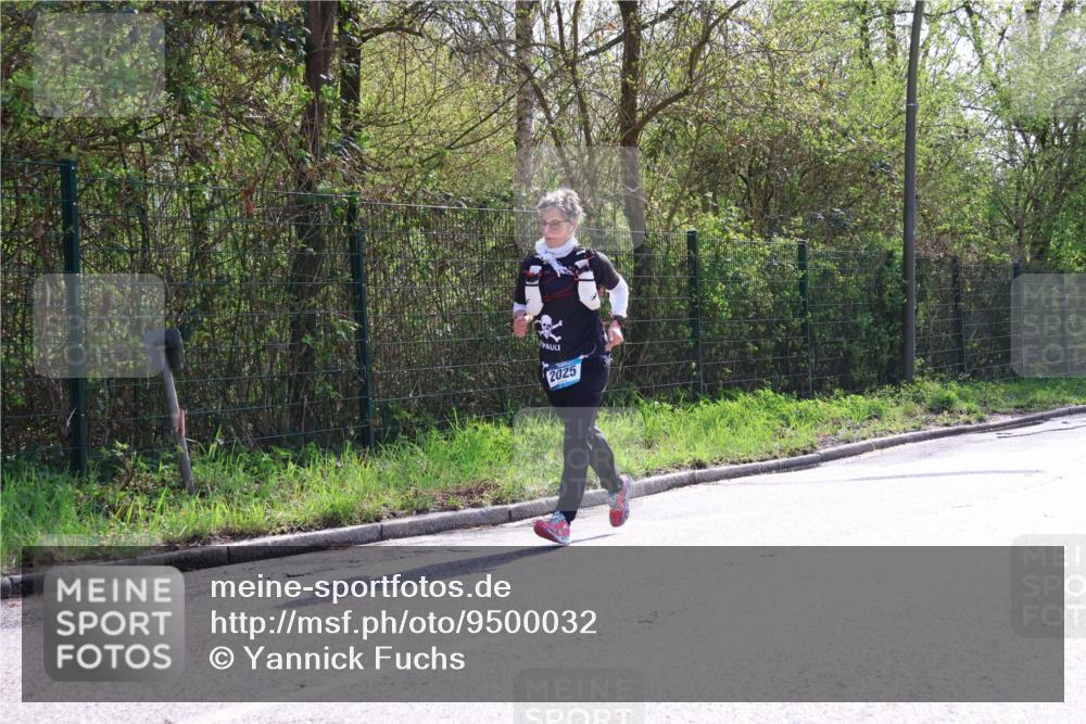 12.04.2026 - 45. Internationalen Wilhelmsburger Insellauf Yannick Fuchs http://msf.ph/oto/9500032 12.04.2026 11:09:22 Laufen 2025 meine-sportfotos.de