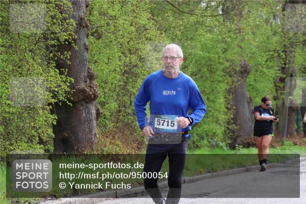 12.04.2026 - 45. Internationalen Wilhelmsburger Insellauf Yannick Fuchs http://msf.ph/oto/9500054 12.04.2026 13:16:23 Laufen 5715 meine-sportfotos.de