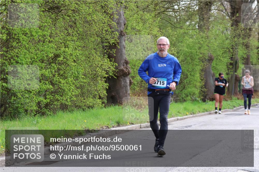 12.04.2026 - 45. Internationalen Wilhelmsburger Insellauf Yannick Fuchs http://msf.ph/oto/9500061 12.04.2026 13:16:23 Laufen 5715, 2587 meine-sportfotos.de