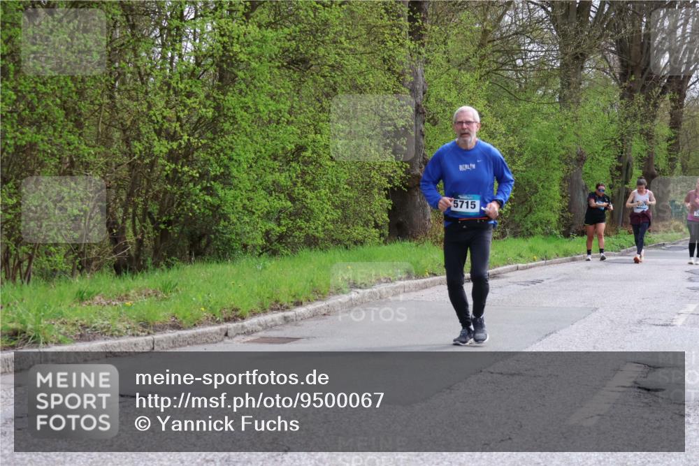 12.04.2026 - 45. Internationalen Wilhelmsburger Insellauf Yannick Fuchs http://msf.ph/oto/9500067 12.04.2026 13:16:24 Laufen 5715, 587 meine-sportfotos.de