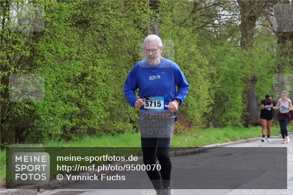 12.04.2026 - 45. Internationalen Wilhelmsburger Insellauf Yannick Fuchs http://msf.ph/oto/9500070 12.04.2026 13:16:24 Laufen 5715, 2537 meine-sportfotos.de
