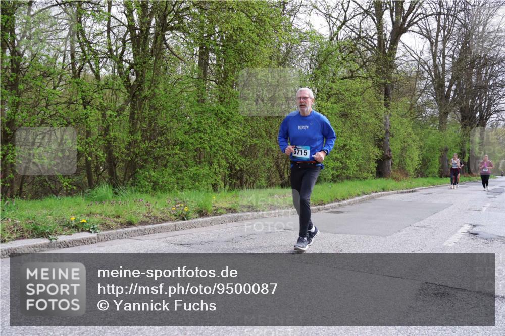 12.04.2026 - 45. Internationalen Wilhelmsburger Insellauf Yannick Fuchs http://msf.ph/oto/9500087 12.04.2026 13:16:26 Laufen 5715 meine-sportfotos.de