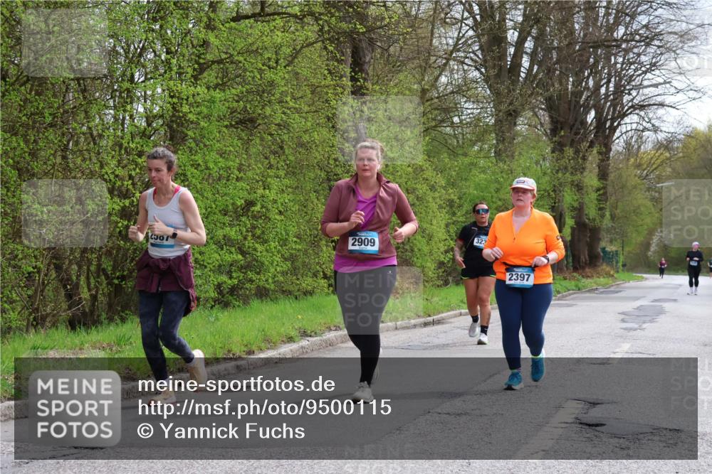 12.04.2026 - 45. Internationalen Wilhelmsburger Insellauf Yannick Fuchs http://msf.ph/oto/9500115 12.04.2026 13:16:33 Laufen 2909, 2307, 323, 2397 meine-sportfotos.de