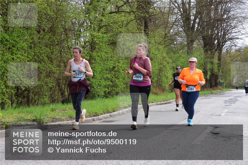 12.04.2026 - 45. Internationalen Wilhelmsburger Insellauf Yannick Fuchs http://msf.ph/oto/9500119 12.04.2026 13:16:33 Laufen 2587, 2909, 2397 meine-sportfotos.de