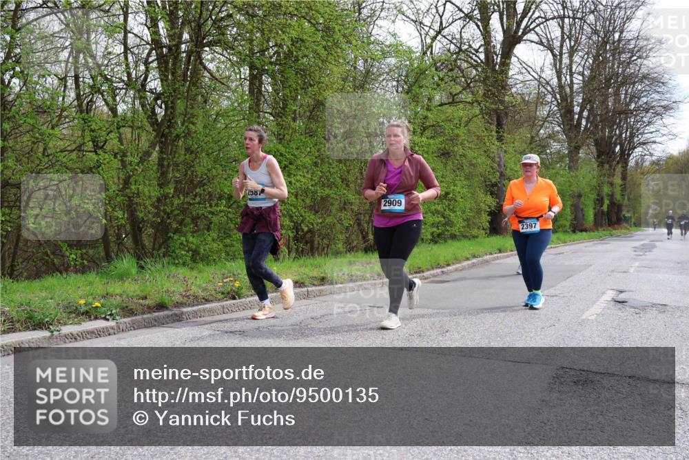 12.04.2026 - 45. Internationalen Wilhelmsburger Insellauf Yannick Fuchs http://msf.ph/oto/9500135 12.04.2026 13:16:35 Laufen 2909, 2397 meine-sportfotos.de