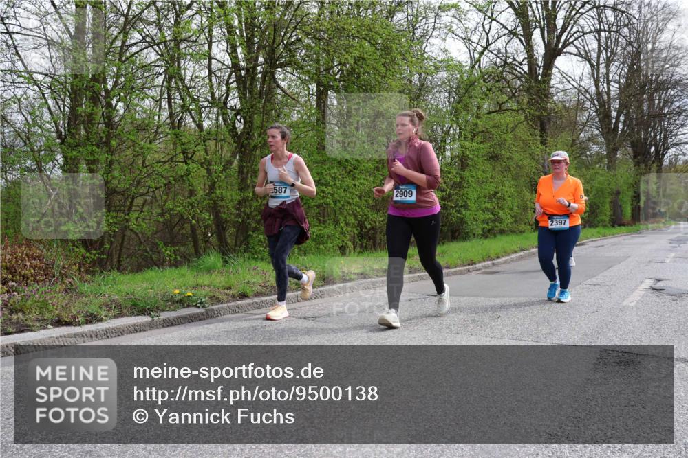 12.04.2026 - 45. Internationalen Wilhelmsburger Insellauf Yannick Fuchs http://msf.ph/oto/9500138 12.04.2026 13:16:35 Laufen 587, 2909, 2397 meine-sportfotos.de