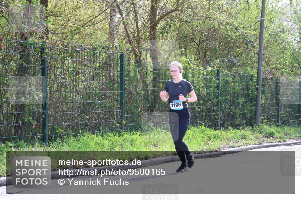 12.04.2026 - 45. Internationalen Wilhelmsburger Insellauf Yannick Fuchs http://msf.ph/oto/9500165 12.04.2026 11:09:52 Laufen 3196 meine-sportfotos.de