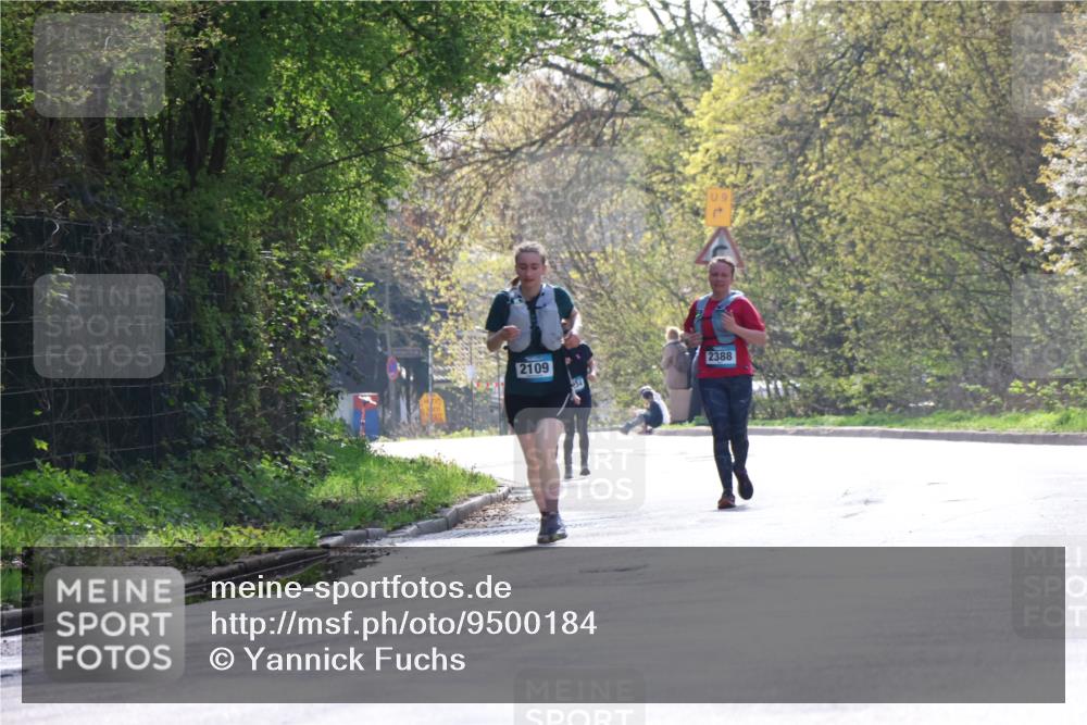 12.04.2026 - 45. Internationalen Wilhelmsburger Insellauf Yannick Fuchs http://msf.ph/oto/9500184 12.04.2026 11:10:05 Laufen 2388, 2109 meine-sportfotos.de