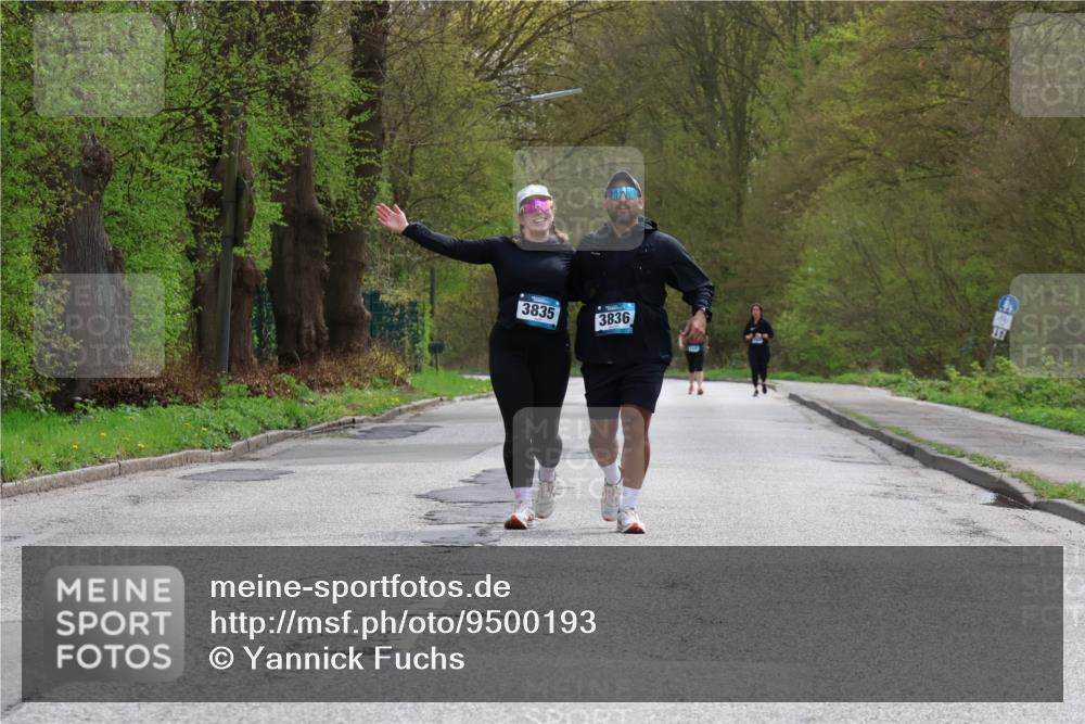 12.04.2026 - 45. Internationalen Wilhelmsburger Insellauf Yannick Fuchs http://msf.ph/oto/9500193 12.04.2026 13:16:44 Laufen 3835, 3836, 41 meine-sportfotos.de