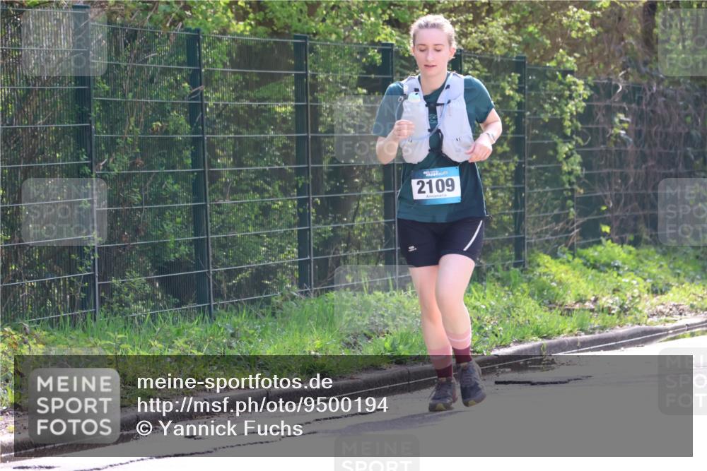 12.04.2026 - 45. Internationalen Wilhelmsburger Insellauf Yannick Fuchs http://msf.ph/oto/9500194 12.04.2026 11:10:14 Laufen 2109 meine-sportfotos.de