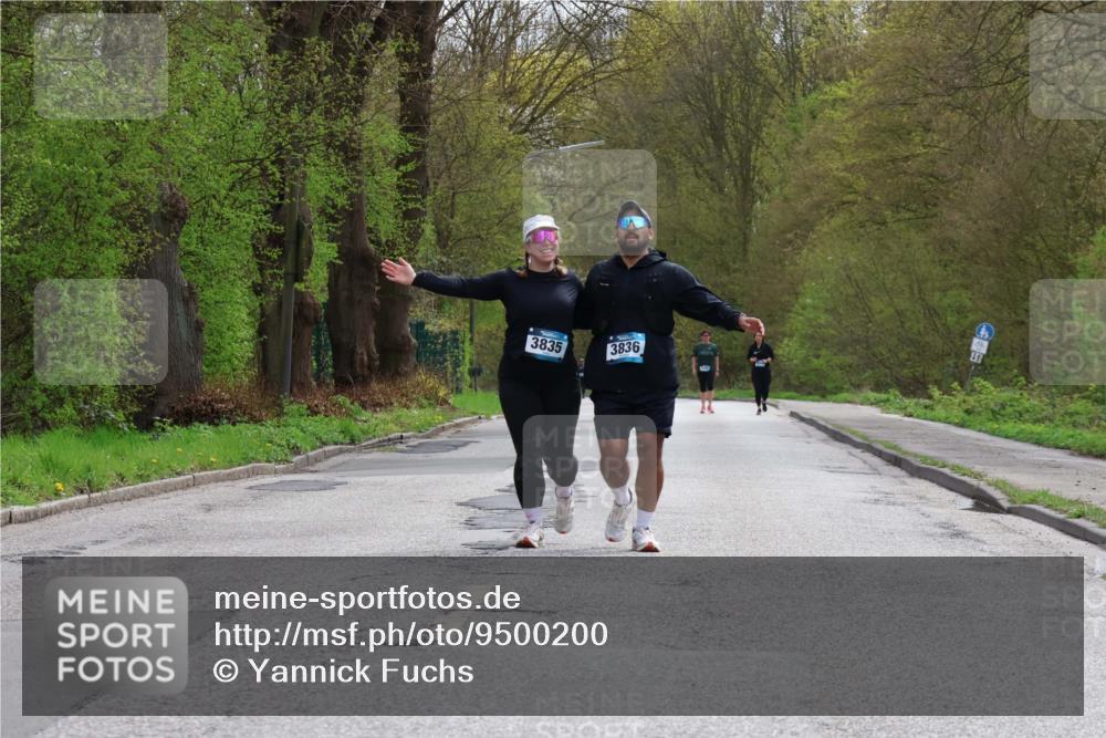 12.04.2026 - 45. Internationalen Wilhelmsburger Insellauf Yannick Fuchs http://msf.ph/oto/9500200 12.04.2026 13:16:45 Laufen 3835, 3836, 41 meine-sportfotos.de