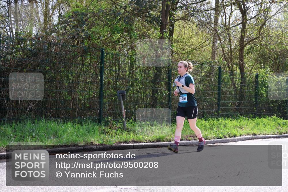 12.04.2026 - 45. Internationalen Wilhelmsburger Insellauf Yannick Fuchs http://msf.ph/oto/9500208 12.04.2026 11:10:20 Laufen 2109 meine-sportfotos.de