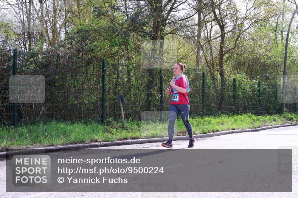 12.04.2026 - 45. Internationalen Wilhelmsburger Insellauf Yannick Fuchs http://msf.ph/oto/9500224 12.04.2026 11:10:23 Laufen 2388 meine-sportfotos.de