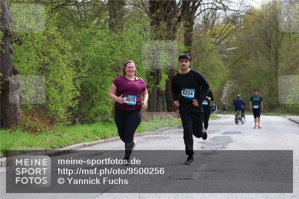 12.04.2026 - 45. Internationalen Wilhelmsburger Insellauf Yannick Fuchs http://msf.ph/oto/9500256 12.04.2026 13:17:07 Laufen 3075, 5224, 684, 3409 meine-sportfotos.de