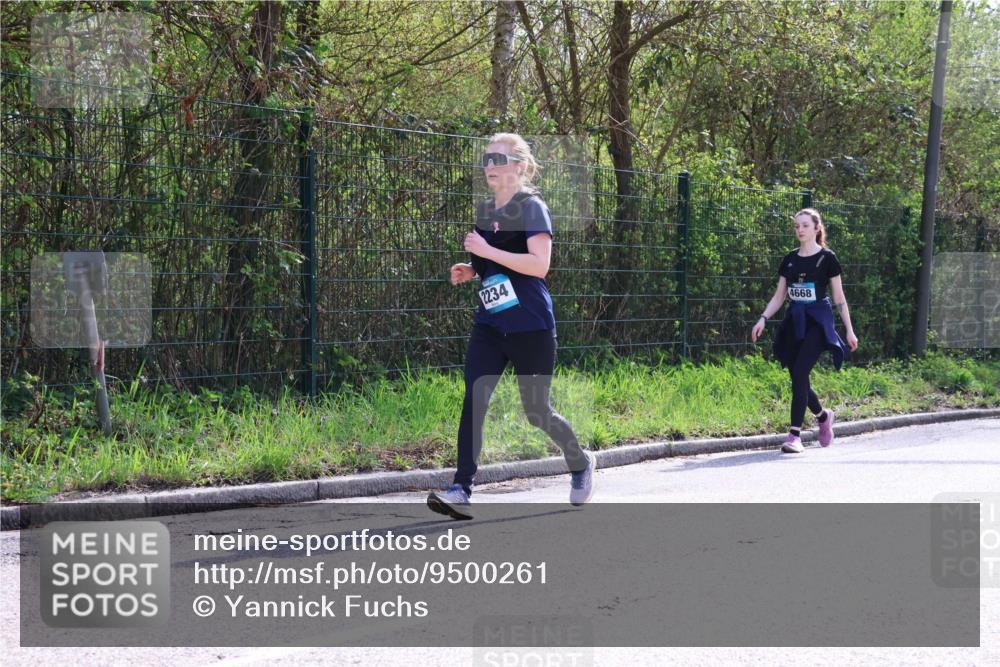 12.04.2026 - 45. Internationalen Wilhelmsburger Insellauf Yannick Fuchs http://msf.ph/oto/9500261 12.04.2026 11:10:33 Laufen 2234, 4668 meine-sportfotos.de