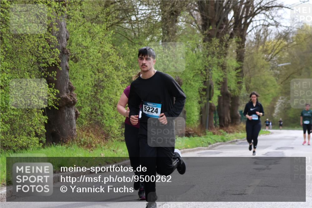 12.04.2026 - 45. Internationalen Wilhelmsburger Insellauf Yannick Fuchs http://msf.ph/oto/9500262 12.04.2026 13:17:09 Laufen 5224 meine-sportfotos.de
