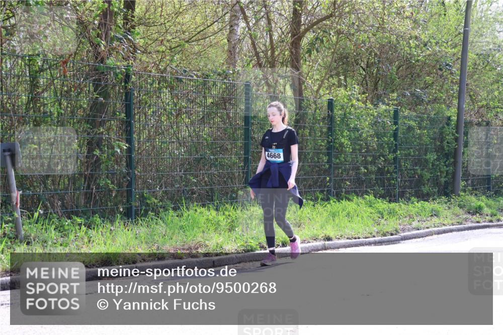 12.04.2026 - 45. Internationalen Wilhelmsburger Insellauf Yannick Fuchs http://msf.ph/oto/9500268 12.04.2026 11:10:35 Laufen 4668 meine-sportfotos.de