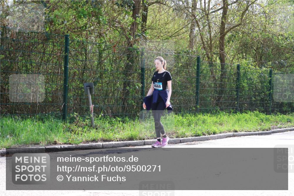 12.04.2026 - 45. Internationalen Wilhelmsburger Insellauf Yannick Fuchs http://msf.ph/oto/9500271 12.04.2026 11:10:36 Laufen 4668 meine-sportfotos.de