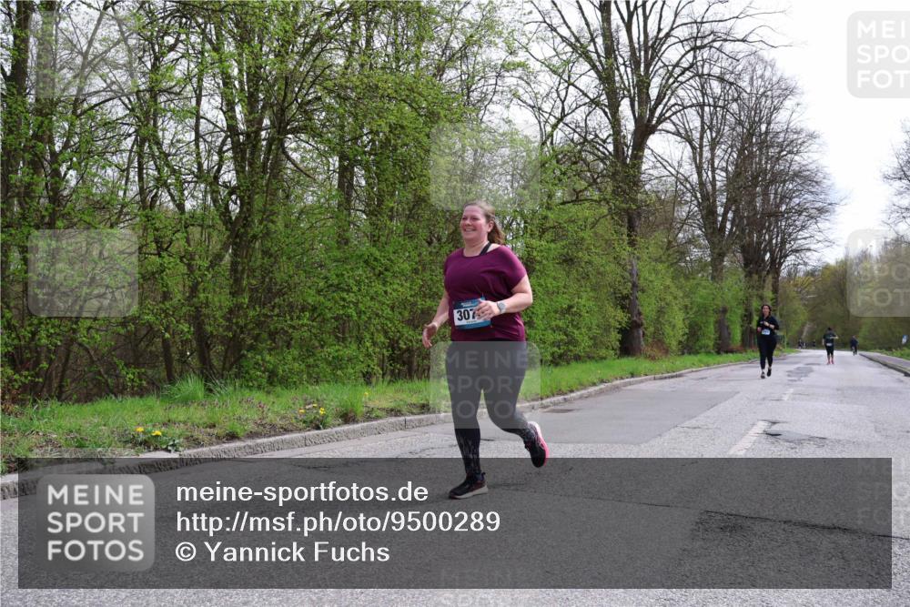 12.04.2026 - 45. Internationalen Wilhelmsburger Insellauf Yannick Fuchs http://msf.ph/oto/9500289 12.04.2026 13:17:12 Laufen 307 meine-sportfotos.de