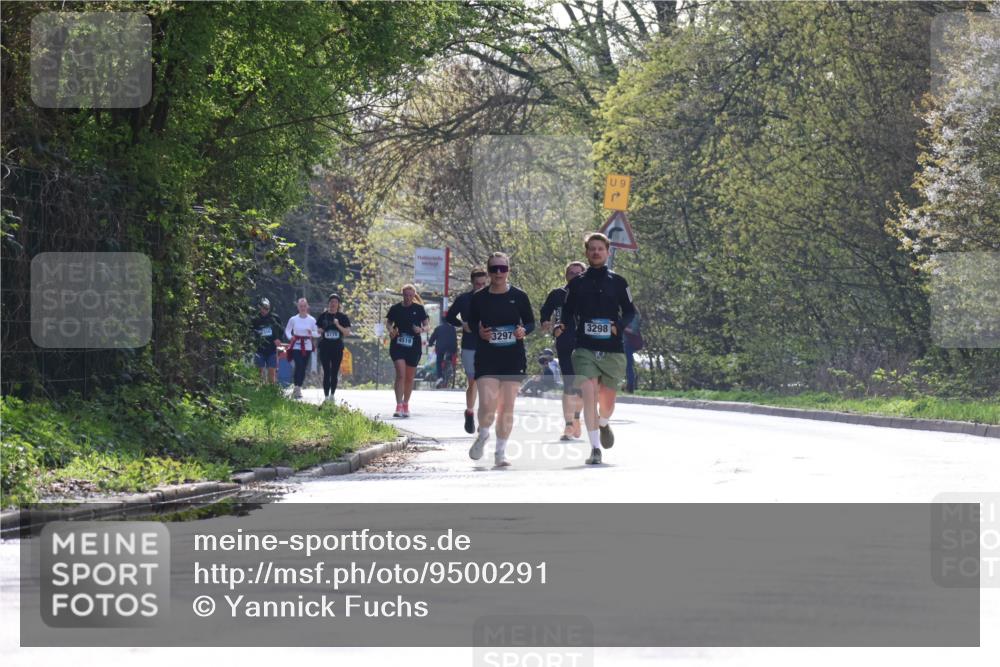 12.04.2026 - 45. Internationalen Wilhelmsburger Insellauf Yannick Fuchs http://msf.ph/oto/9500291 12.04.2026 11:10:43 Laufen 9, 3298, 3297, 3775, 4519 meine-sportfotos.de