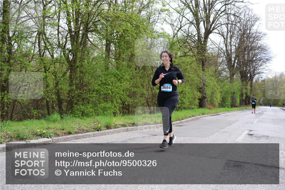 12.04.2026 - 45. Internationalen Wilhelmsburger Insellauf Yannick Fuchs http://msf.ph/oto/9500326 12.04.2026 13:17:17 Laufen 3684 meine-sportfotos.de