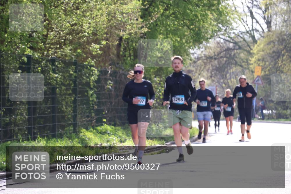 12.04.2026 - 45. Internationalen Wilhelmsburger Insellauf Yannick Fuchs http://msf.ph/oto/9500327 12.04.2026 11:10:53 Laufen 97, 3298 meine-sportfotos.de