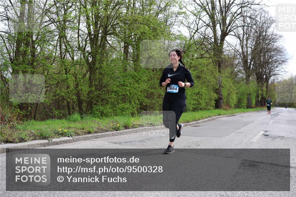 12.04.2026 - 45. Internationalen Wilhelmsburger Insellauf Yannick Fuchs http://msf.ph/oto/9500328 12.04.2026 13:17:18 Laufen 3684 meine-sportfotos.de