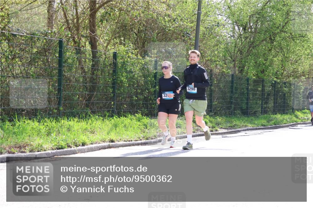 12.04.2026 - 45. Internationalen Wilhelmsburger Insellauf Yannick Fuchs http://msf.ph/oto/9500362 12.04.2026 11:10:59 Laufen 32, 3298 meine-sportfotos.de