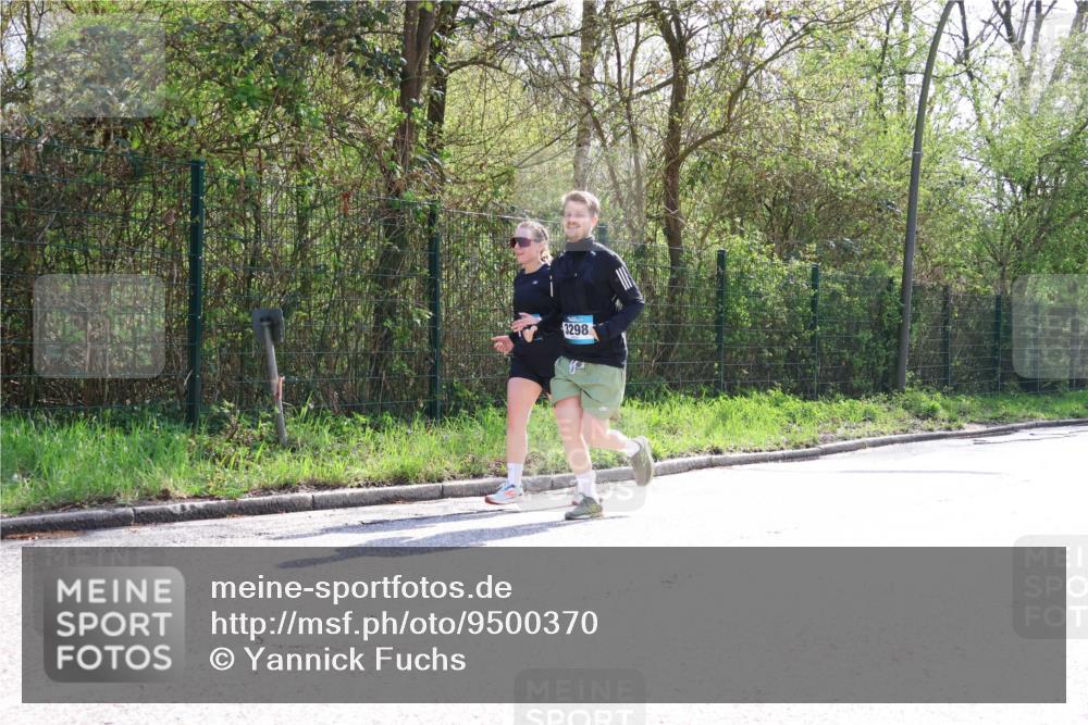 12.04.2026 - 45. Internationalen Wilhelmsburger Insellauf Yannick Fuchs http://msf.ph/oto/9500370 12.04.2026 11:11:00 Laufen 3298 meine-sportfotos.de