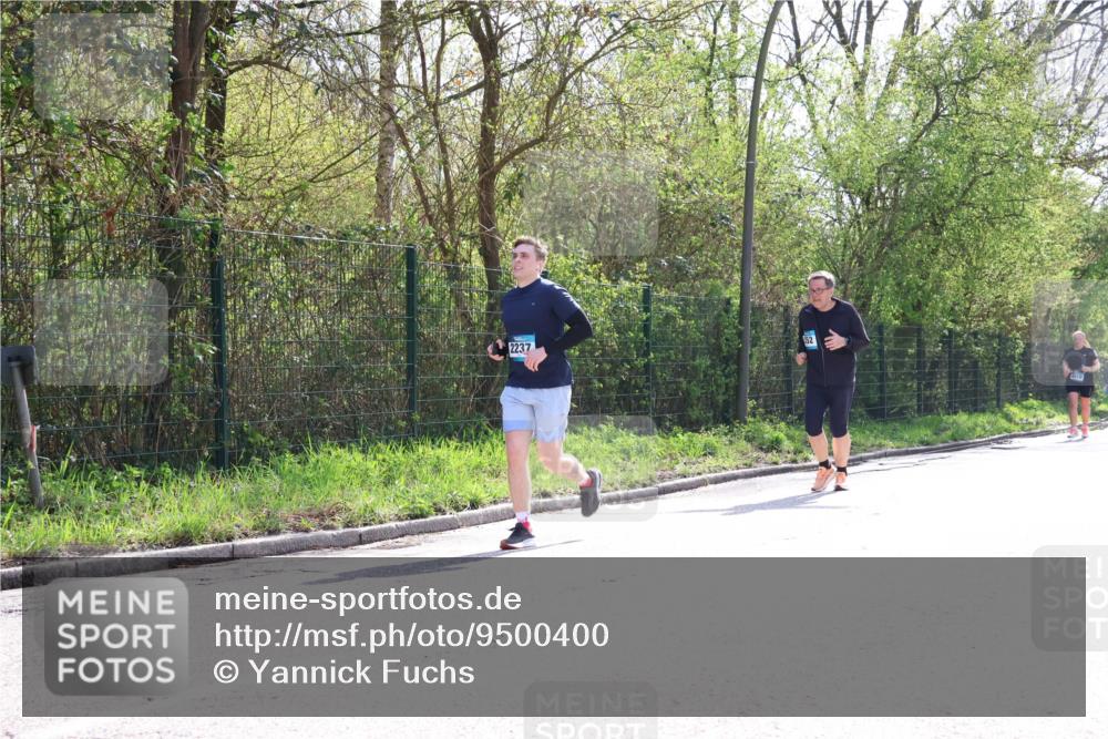 12.04.2026 - 45. Internationalen Wilhelmsburger Insellauf Yannick Fuchs http://msf.ph/oto/9500400 12.04.2026 11:11:06 Laufen 2237 meine-sportfotos.de