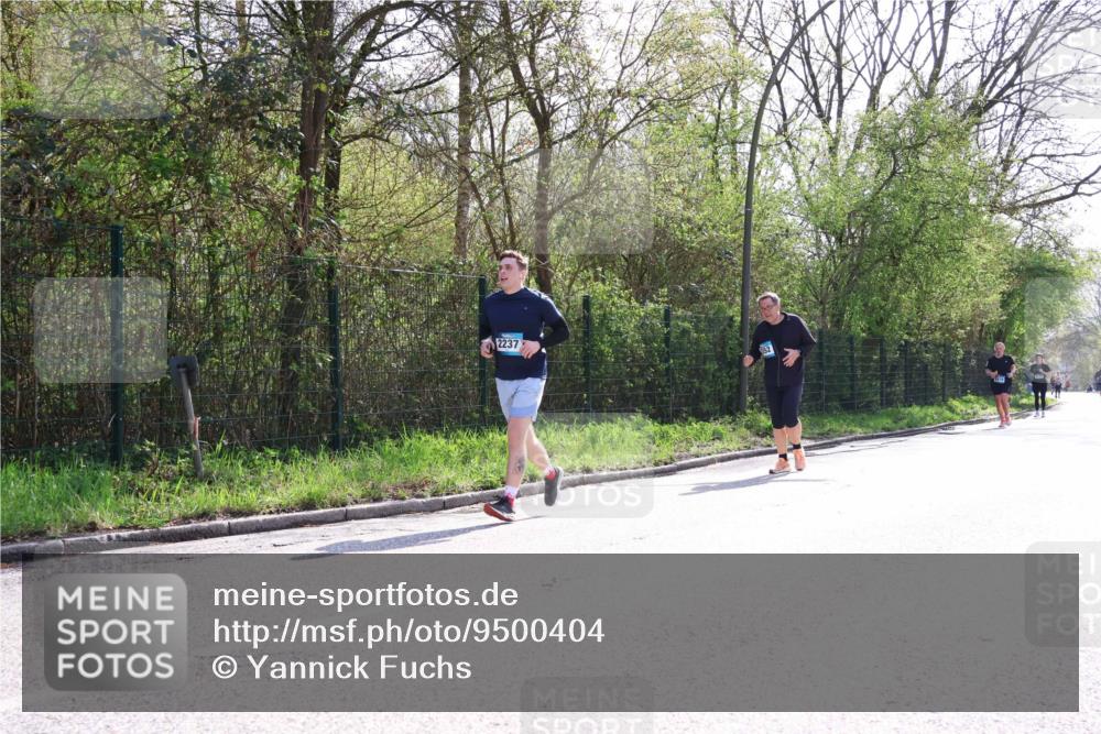 12.04.2026 - 45. Internationalen Wilhelmsburger Insellauf Yannick Fuchs http://msf.ph/oto/9500404 12.04.2026 11:11:07 Laufen 2237 meine-sportfotos.de