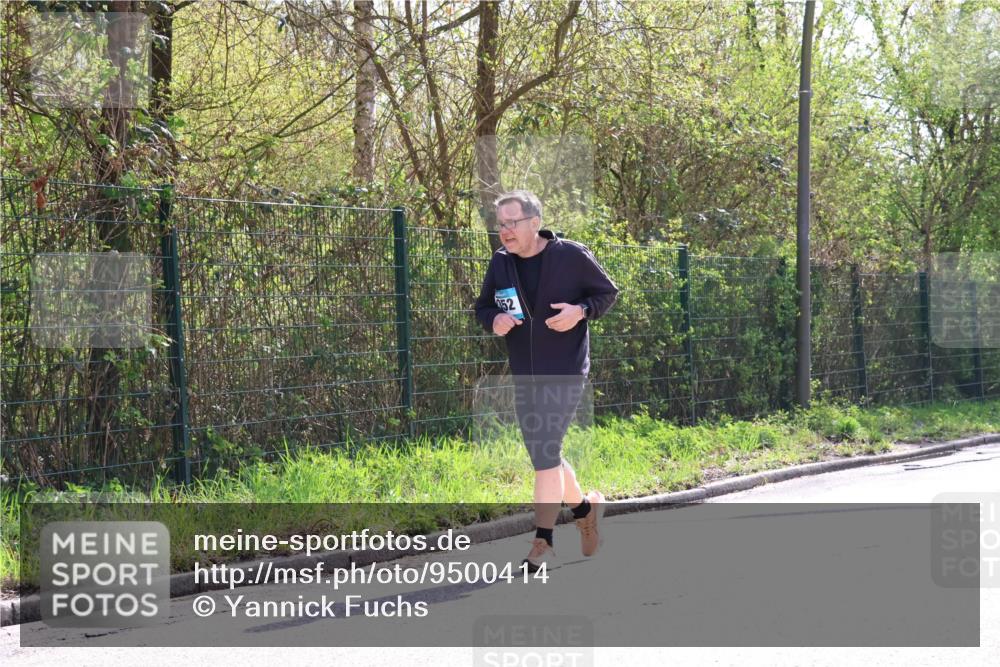 12.04.2026 - 45. Internationalen Wilhelmsburger Insellauf Yannick Fuchs http://msf.ph/oto/9500414 12.04.2026 11:11:08 Laufen 352 meine-sportfotos.de