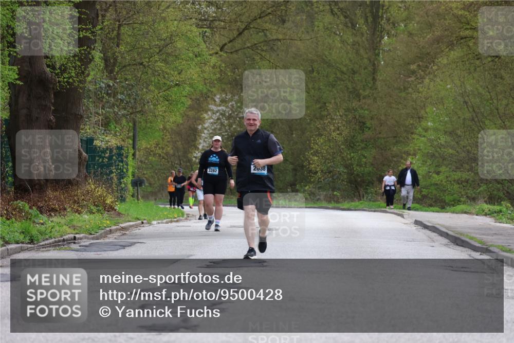 12.04.2026 - 45. Internationalen Wilhelmsburger Insellauf Yannick Fuchs http://msf.ph/oto/9500428 12.04.2026 13:18:02 Laufen 3282, 2038 meine-sportfotos.de