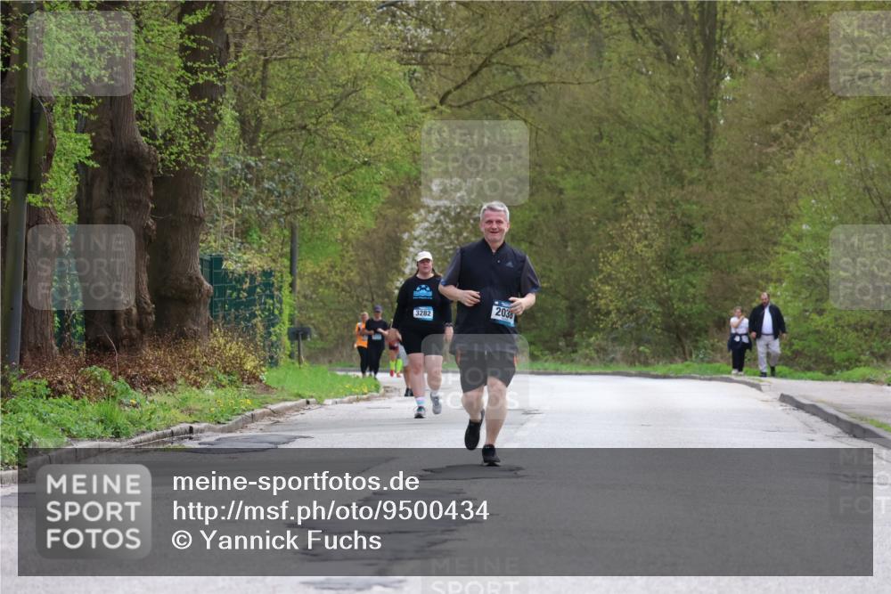 12.04.2026 - 45. Internationalen Wilhelmsburger Insellauf Yannick Fuchs http://msf.ph/oto/9500434 12.04.2026 13:18:03 Laufen 3282, 2038 meine-sportfotos.de