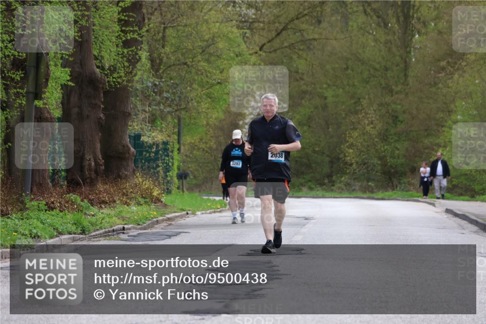 12.04.2026 - 45. Internationalen Wilhelmsburger Insellauf Yannick Fuchs http://msf.ph/oto/9500438 12.04.2026 13:18:04 Laufen 3282, 2038 meine-sportfotos.de